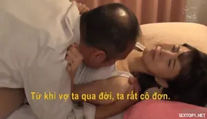 Cách bán hàng của cô nàng sale lesbians